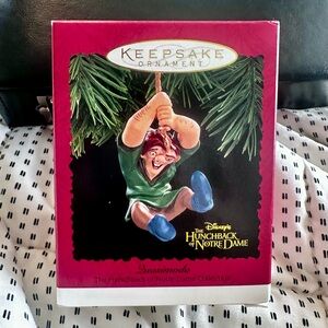 1996 Disney Hallmark Keepsake Ornament - The Hunchback of Notre Dame - Quasimodo